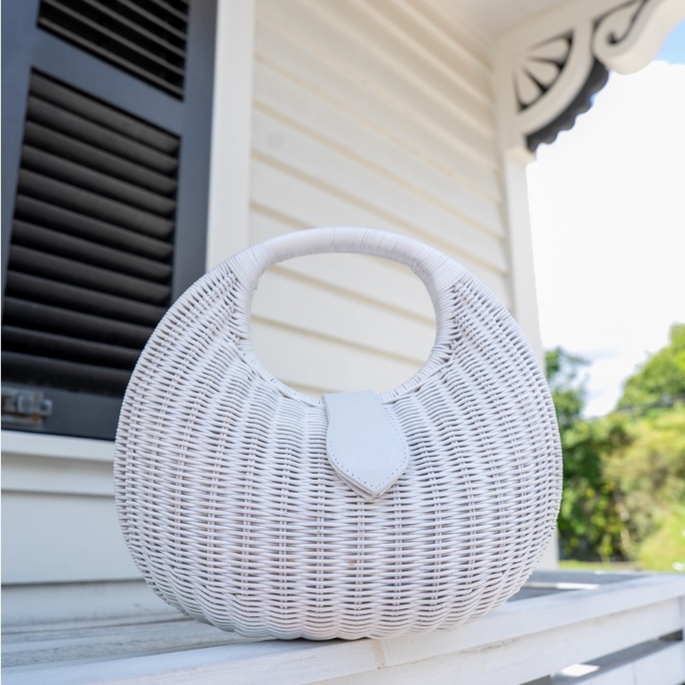 WHITE MATILDA Purse by Sarah Stewart